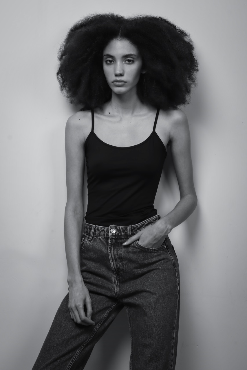 Tayná Oliveira_VZM 15